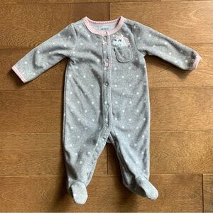 3/$10 CARTERS Baby girl unicorn fleece pyjamas nb